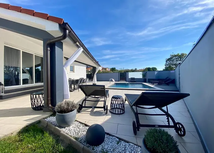 50 Shades Of Grey Villa